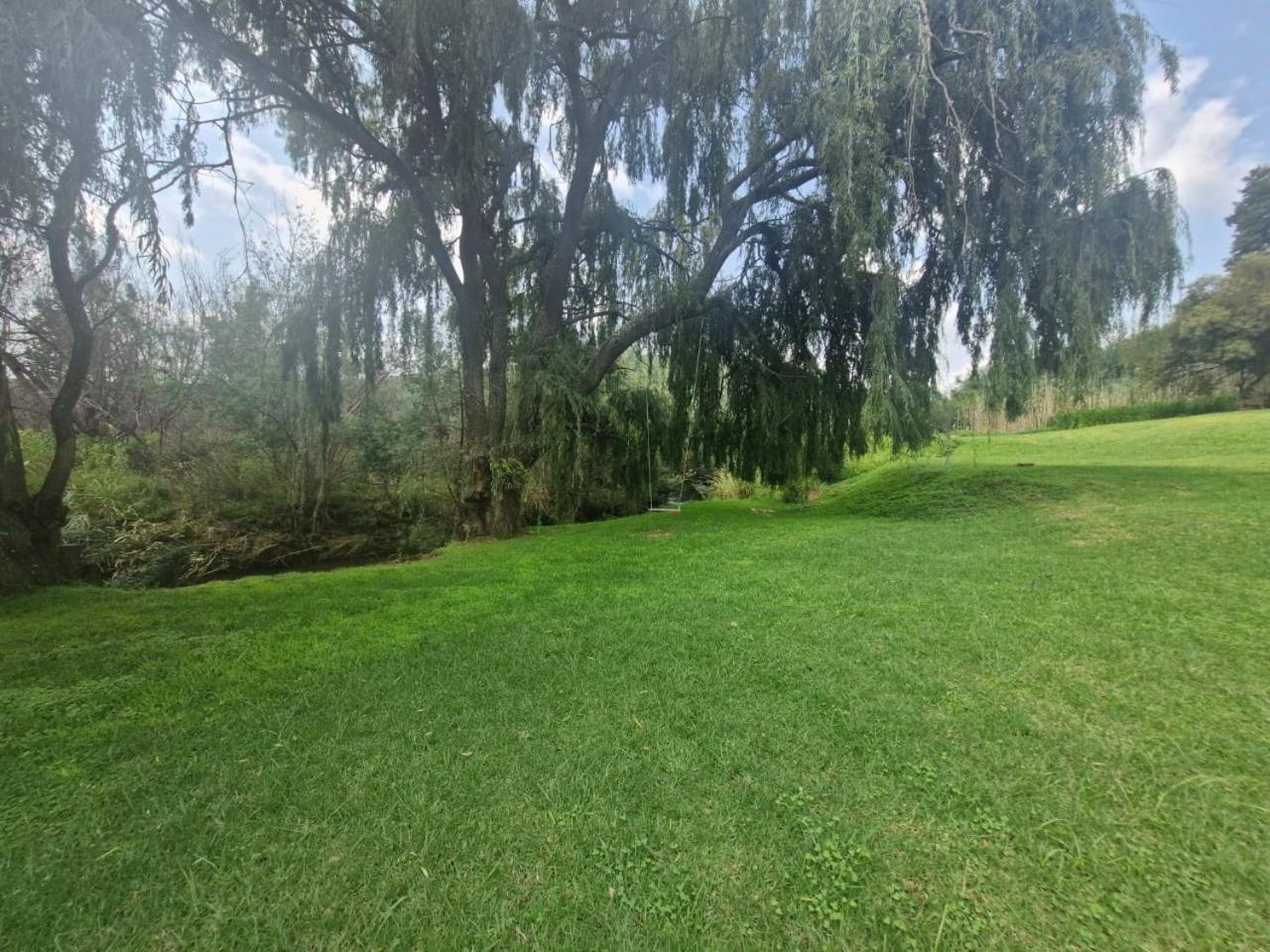 Valley Of The Rainbow Fly Fishing Estate Dullstroom Exteriör bild